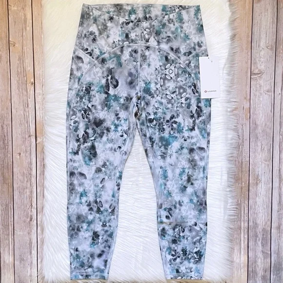 Lululemon Unlimit High Rise Yoga Tight 25” Leggings - Picture 2 of 7